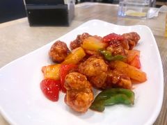 地扪菠萝咕噜猪颈肉-太兴餐厅(东方广场分店)