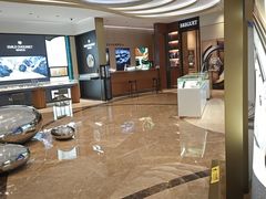 -亨吉利世界名表中心(华润万象城店)