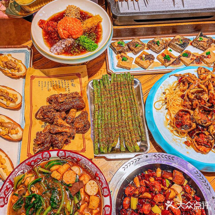 沈阳|🔥必吃榜No.1排队吃的香辣蟹面名不虚传