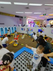 -孩子王童乐园(西安盛龙店)