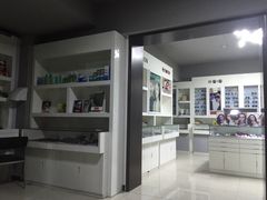 iphone_upload_pic-提一眼镜·蔡司·依视路(小寨店)