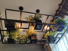 -愉肴麻辣香锅(中山路店)