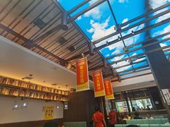 -阿瓦山寨·湘菜现炒·剁椒鱼头王(咸阳总店)