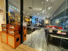 -柏斯音乐艺术中心·钢琴·吉他(世纪金源店)