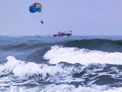 -青岛石老人海水浴场