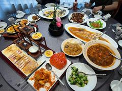 -连鹭海鲜·海肠捞饭·海胆饭(星海店)