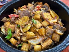 -老钟家烤羊排·敦伊阁清真餐厅胡羊焖饼