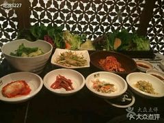 -本家韩国烤肉(财富大厦店)