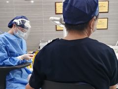-上海仁爱医院口腔科 · 种植