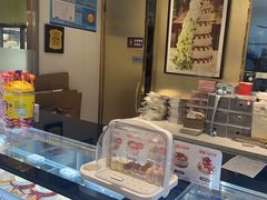 -花花卷卷·鲜食蛋糕(静安久光百货店)