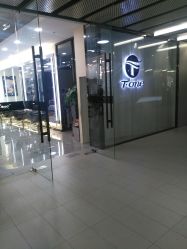 -AYO SALON