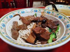 -金杨拉面王小吃面馆·牛三宝面·红烧牛肉粉