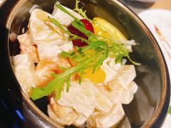 凤梨虾球-穹六人间 people 6(岳阳路店)