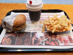 -The Habit Burger Grill 哈比特汉堡(复兴soho店)