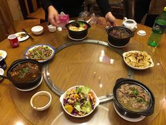 -三鞭一花·独一处·元英砂锅(海光寺店)