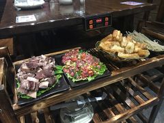 -乡土黄·鲜牛肉火锅·小龙虾(兴业街店)