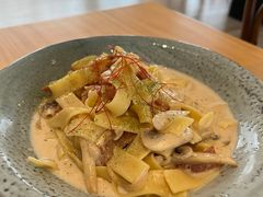 蘑菇汁培根宽扁意面-A30 BISTRO