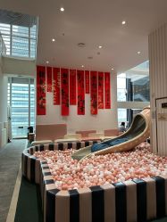 -奈尔宝·儿童乐园·亲子餐厅(华采天地店)