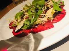 腌制生牛肉片配帕尔马芝士-牛排家(北京王府井澳门中心店)