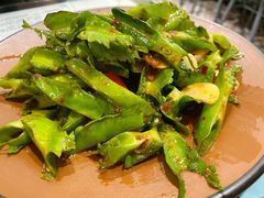 龙豆-滕记星发餐室·新加坡菜(巨鹿路店)