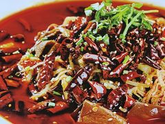 -川流不息·地道川菜·小龙虾(松东路店)