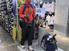 -迪卡侬(大英山店)