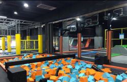 -蹦贝运动中心·蹦床·攀岩·闯关(龙岗店)