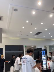 -BULB STUDIO 巴柏明星发型工作室