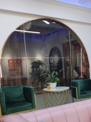 -BULB STUDIO 巴柏明星发型工作室