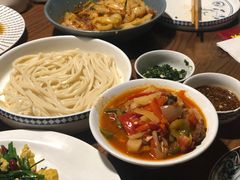 手搓拉条子-纳瓦新疆菜(银都店)