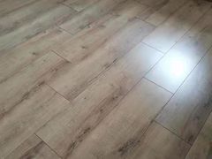 -百安居装修建材卖场(泰然店)