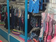 -小海豚国际游泳培训中心(浦东塘桥店)