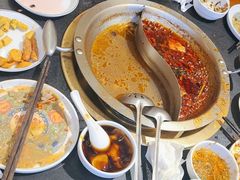 -沸炉重庆老火锅(军事博物馆店)