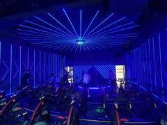 -黑曼巴·悦动游泳健身俱乐部