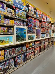 -乐高授权专卖店(朝阳大悦城店)