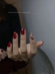 -DAZZLING BEAUTY美甲•美睫专门店