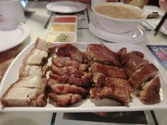 -新大咀港式茶餐厅(宝山万达店)