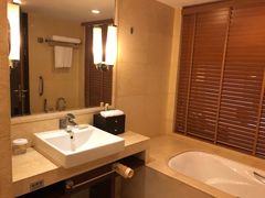 -杭州海外海皇冠大酒店