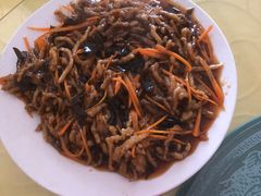 -华龙特色大骨鸡农家菜馆