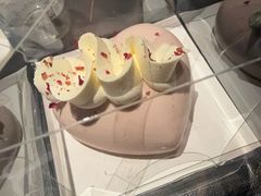 -雍容荟帝王蟹活龙虾展台自助(IFS黑金店)