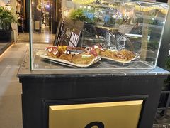 -BUTTERFUL&CREAMOROUS 黄油与面包(万象城店)