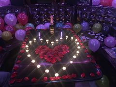 包房-乐圣量贩KTV自助餐(崇文店)