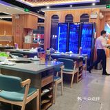我们三个人，点了三盘肉
