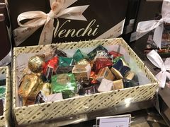-VENCHI 闻绮(北京国贸商城店)