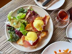 -Common Table · Brunch & Coffee