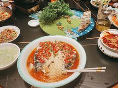 -呷湘厨·鱼汤捞饭·剁椒鱼头·辣椒炒肉(国家会展中心店)