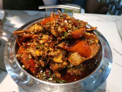 -凤凰路何眼镜香辣蟹(花果园店)