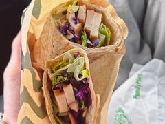 经典凯撒鸡肉卷-星巴克(大宁店)