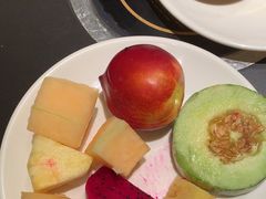 -钱小奴海鲜自助黑金店(杭州滨江龙湖店)