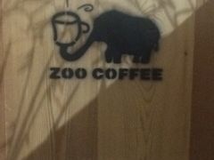 -Who乎coffee&bar